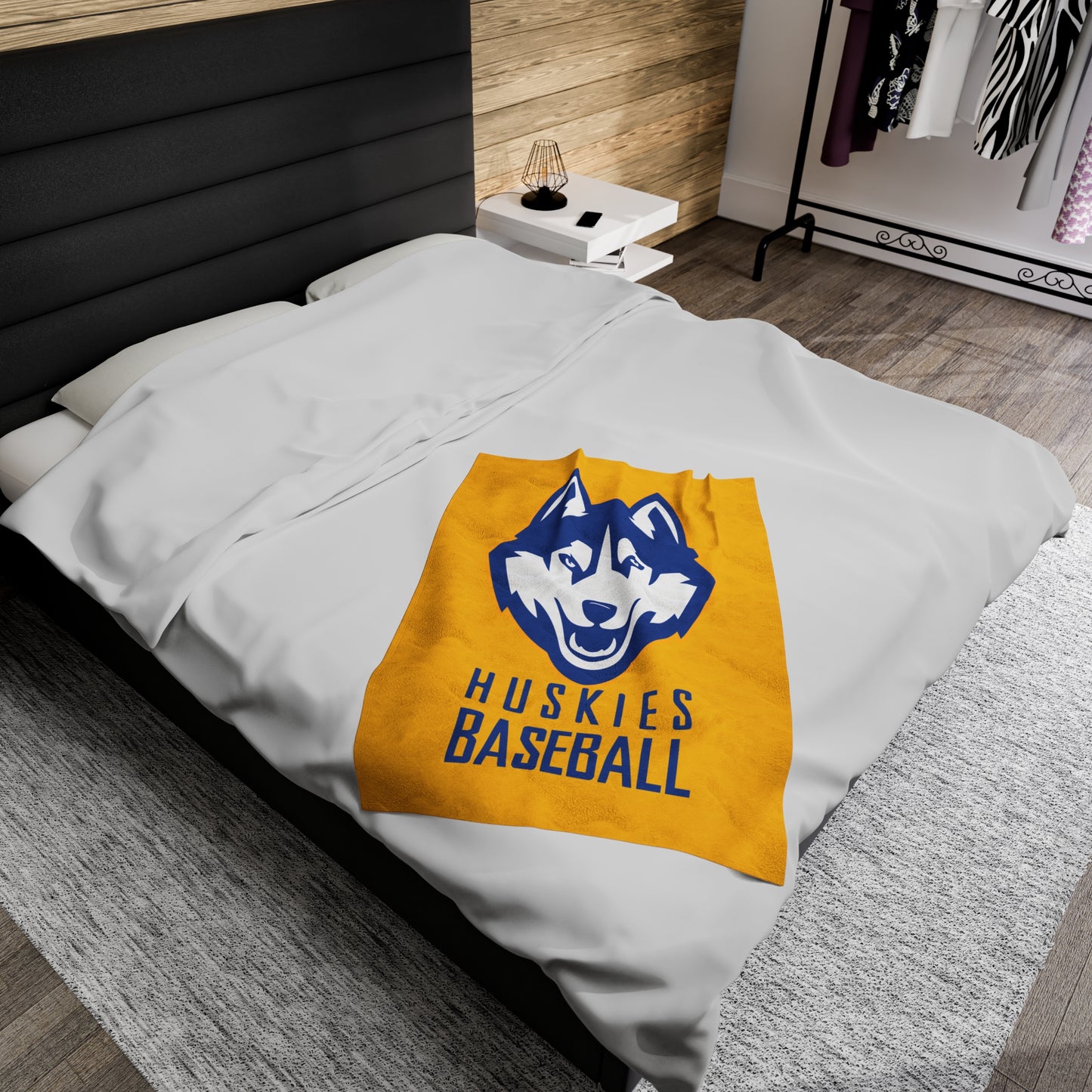Bigfork Huskies Baseball Plush Velveteen Blanket